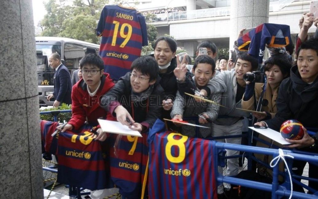 Японські фанати зустріли "Барселону" / © ФК "Барселона"