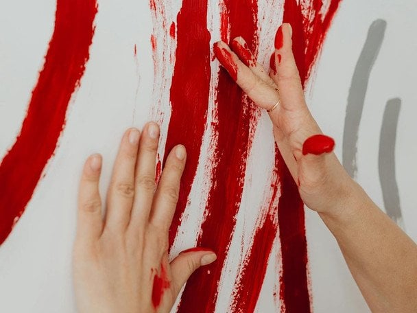 12 лютого Міжнародний день проти використання дітей-солдатів (День червоної руки) / © pexels.com