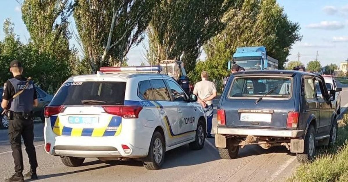 В Николаевской области нашли на улице мертвого мужчину: зверское убийство раскрыто
