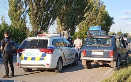 В Николаевской области нашли на улице мертвого мужчину: зверское убийство раскрыто