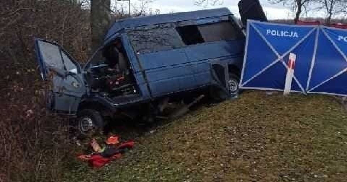У Польщі бус з українцями злетів з дороги: є жертви