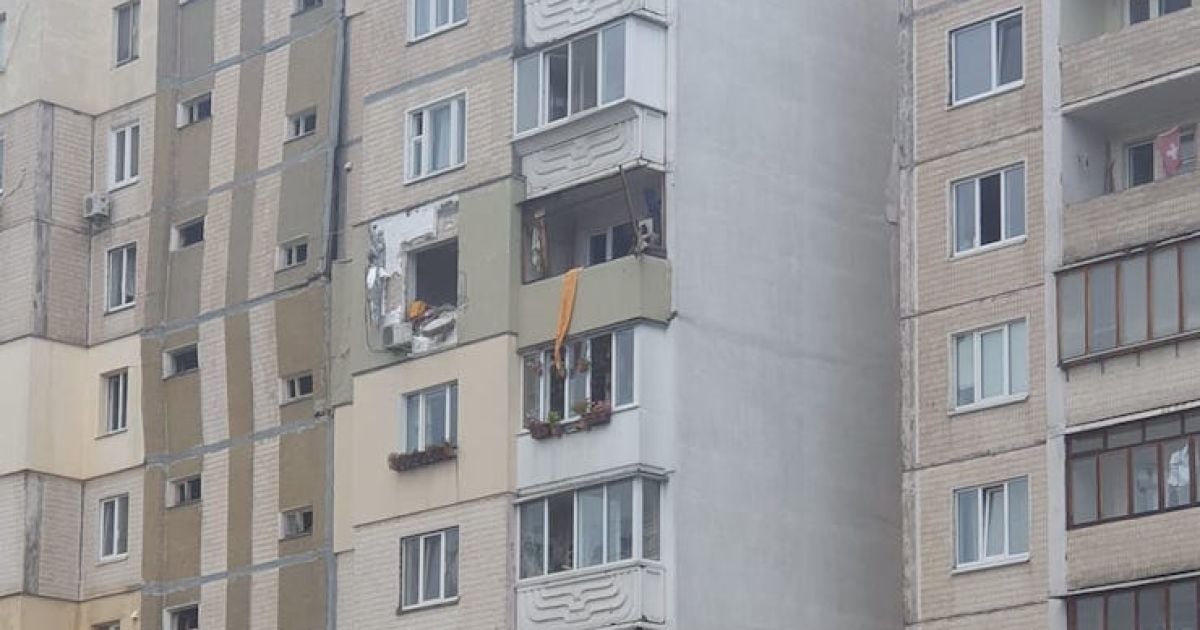Вибух на Позняках: мешканці сусіднього будинку досі не отримали експертного висновку щодо стану будівлі