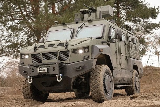 Оружейники завершили испытания новой украинской бронемашины: что о ней известно (фото)