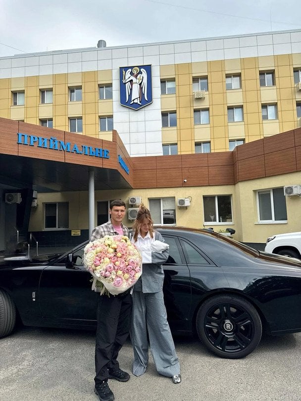 Леся Нікітюк виписалася з пологового / © instagram.com/lesia_nikituk