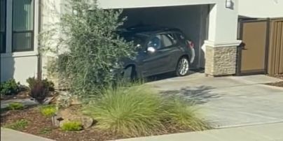 Припаркуватись за 60 секунд: американець вигадав цікаву систему, яка запобігає викраденню авто