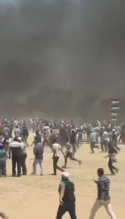 После кровавых столкновений, которые унесли жизни 58 человек, палестинцы объявили всеобщую забастовку
