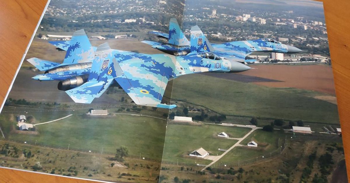 Французский журнал посвятил восемь разворотов украинским ВВС
