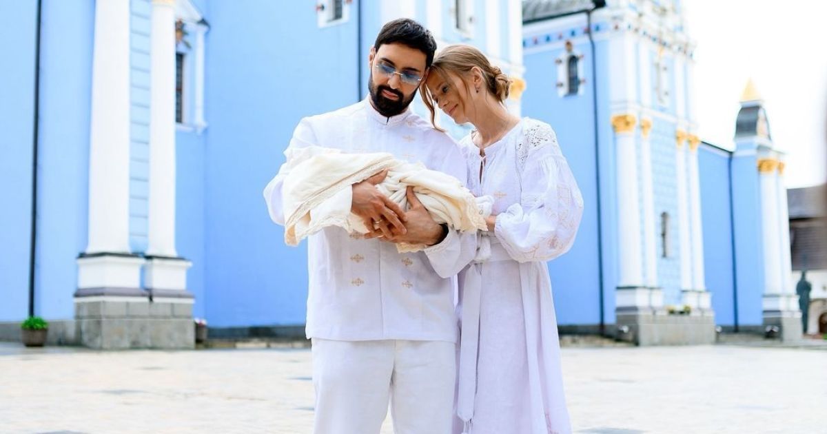 Віталій Козловський з сином і дружиною