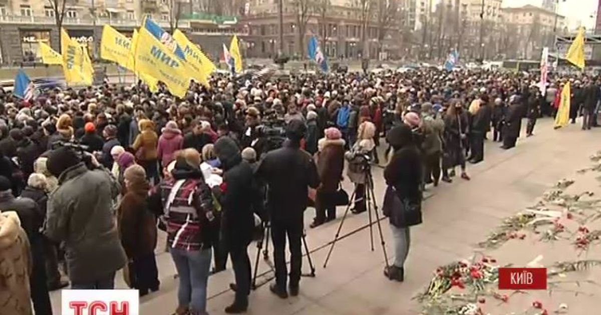 Під КМДА наразі близько тисячі людей