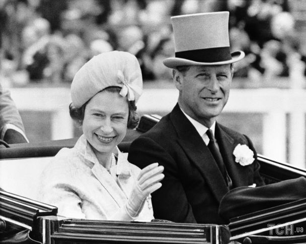 Королева Єлизавета II і принц Філіп на Royal Ascot / © Associated Press