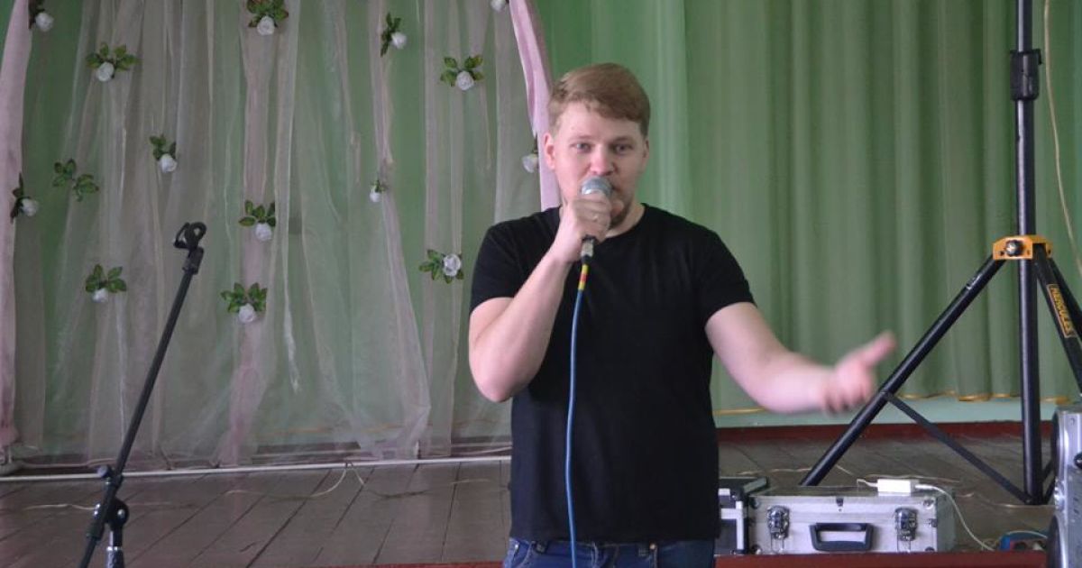 Копытин выступил в поселке Гранитное / © facebook.com/gennadiy.mokhnenko