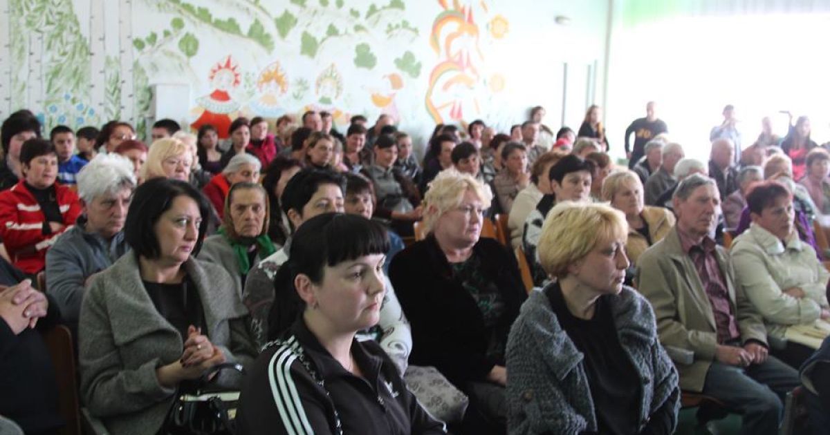 Копытин выступил в поселке Гранитное / © facebook.com/gennadiy.mokhnenko
