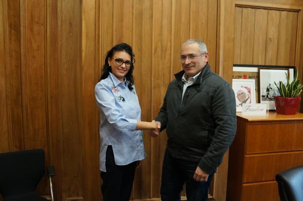 Ольга Литвиненко с Михаилом Ходорковским / © Facebook/Ольга Литвиненко
