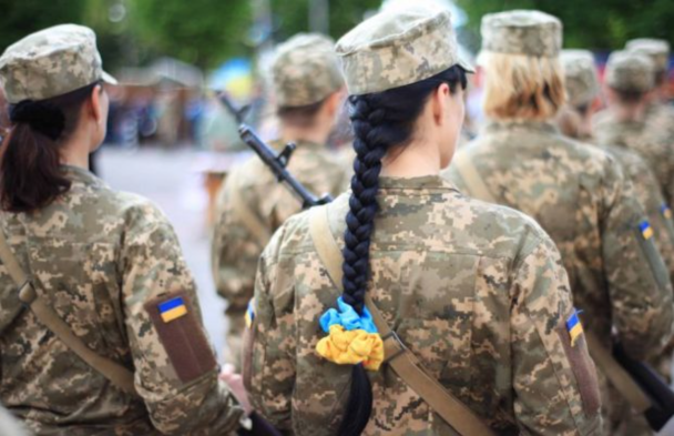Жінки мають теж бути присутніми у лавах Сил оборони України / © mil.gov.ua