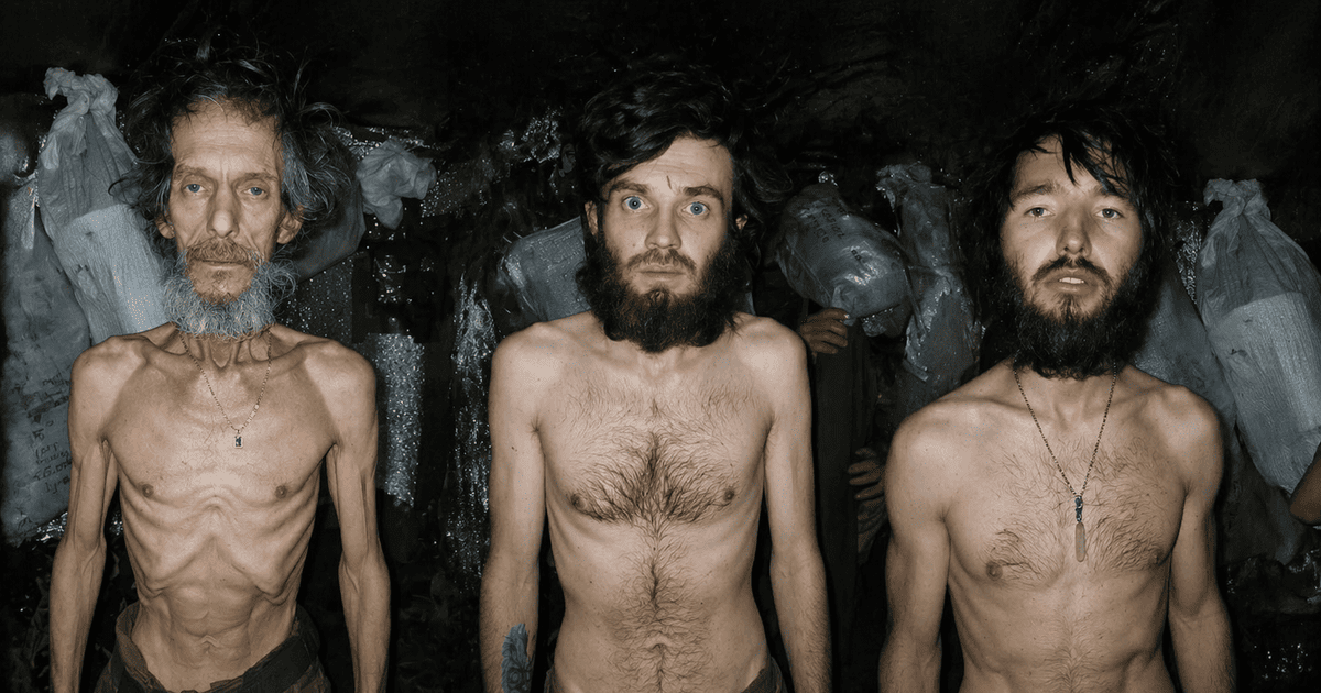 Виснажені голодом військовослужбовці 14 ОМБр