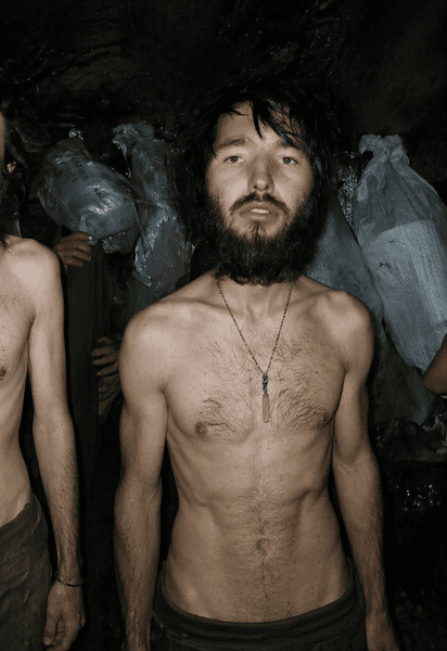 Истощенные голодом военнослужащие 14 ОМБр