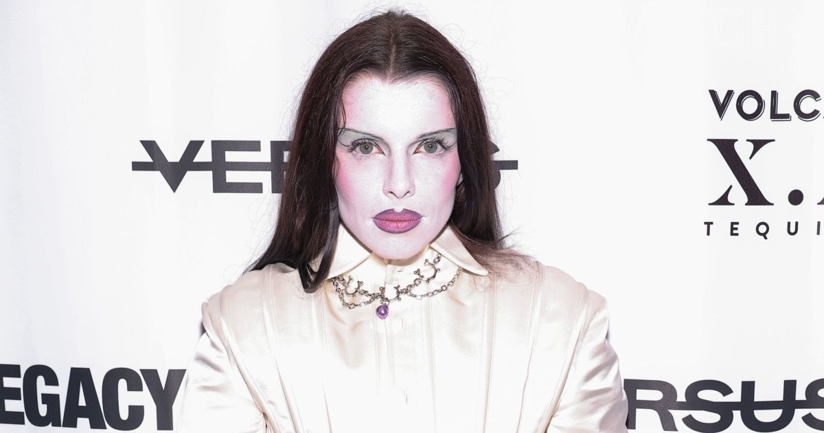 Джулія Фокс