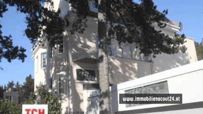 Алексей Азаров продает семейный особняк в Австрии