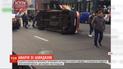 В Киеве на перекрестке перевернулась машина скорой помощи