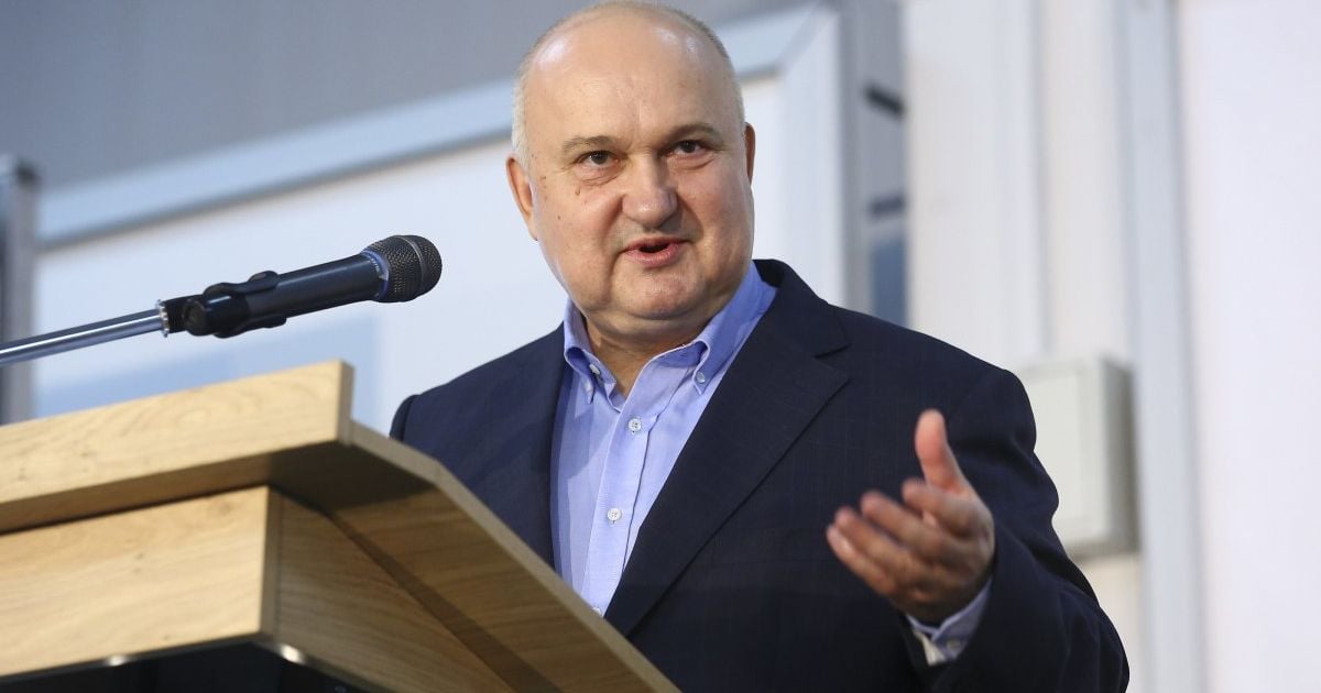 "Слуга народу" перетнула позначку в 50%, а партія Смешка увірвалась до списку прохідних - КМІС