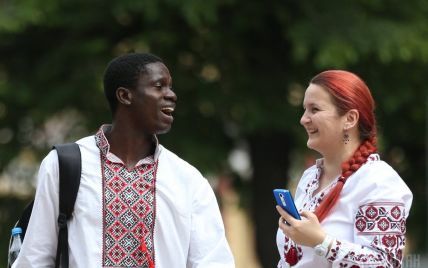 Українці святкують День вишиванки