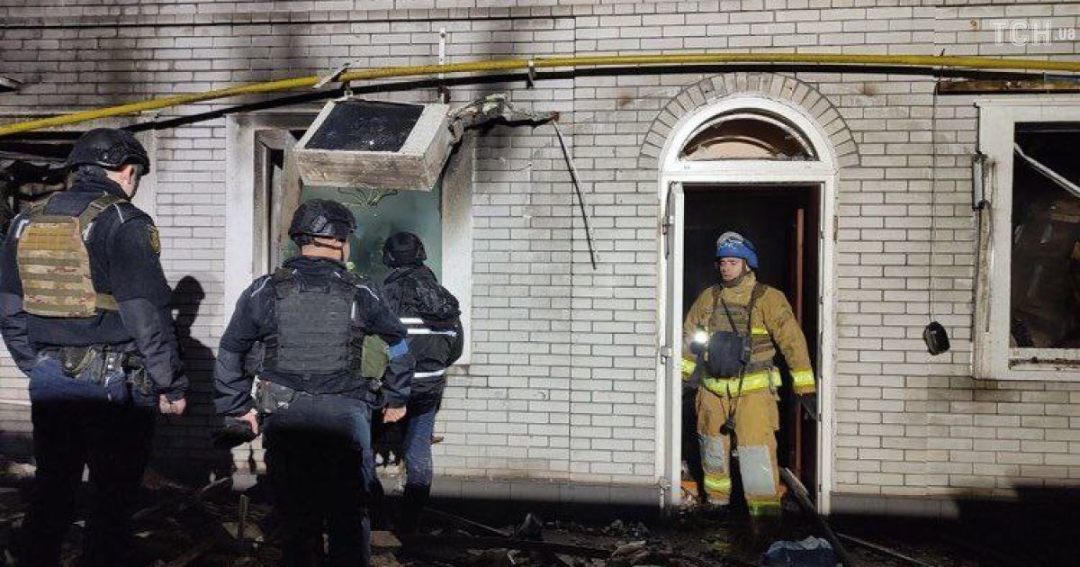 Explosion hits residential building in Zaporozhye, leaving one survivor