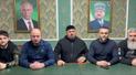 Під портретами Путіна та Кадирова: чеченські чиновники пообіцяли "відрізати голови" родичам колишнього судді (відео)