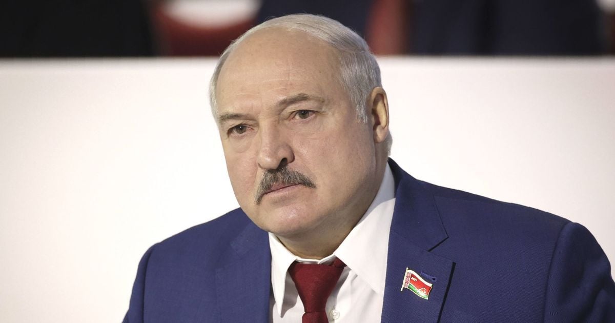 Лукашенко на встрече с Путиным заявил, что не следует "париться" из-за санкций