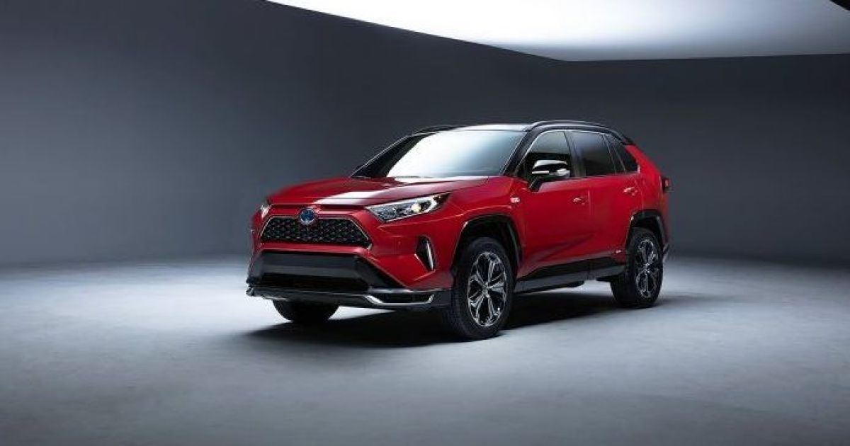 Какие новые и подержанные автомобили покупали киевляне в 2020 году: названы самые популярные модели