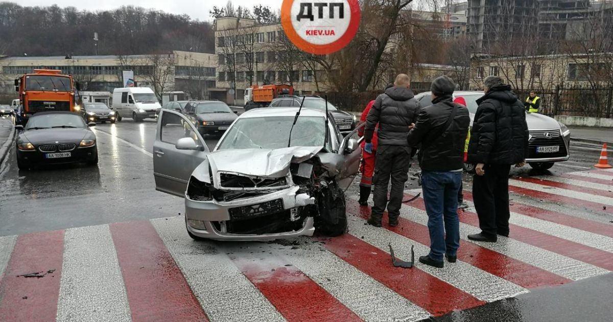 дтп печерськ_7 / © facebook.com/dtp.kiev.ua
