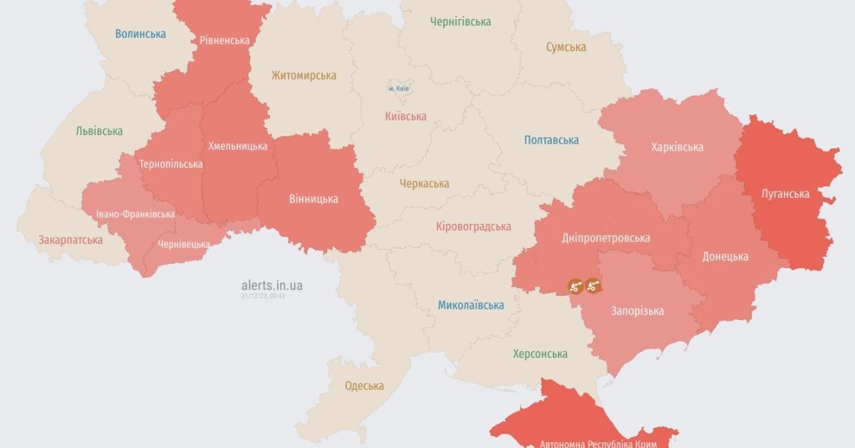 Враг снова донимает украинцев
