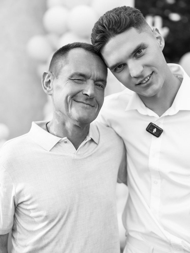 Георгий Судаков с отцом / © instagram.com/sudakov_11