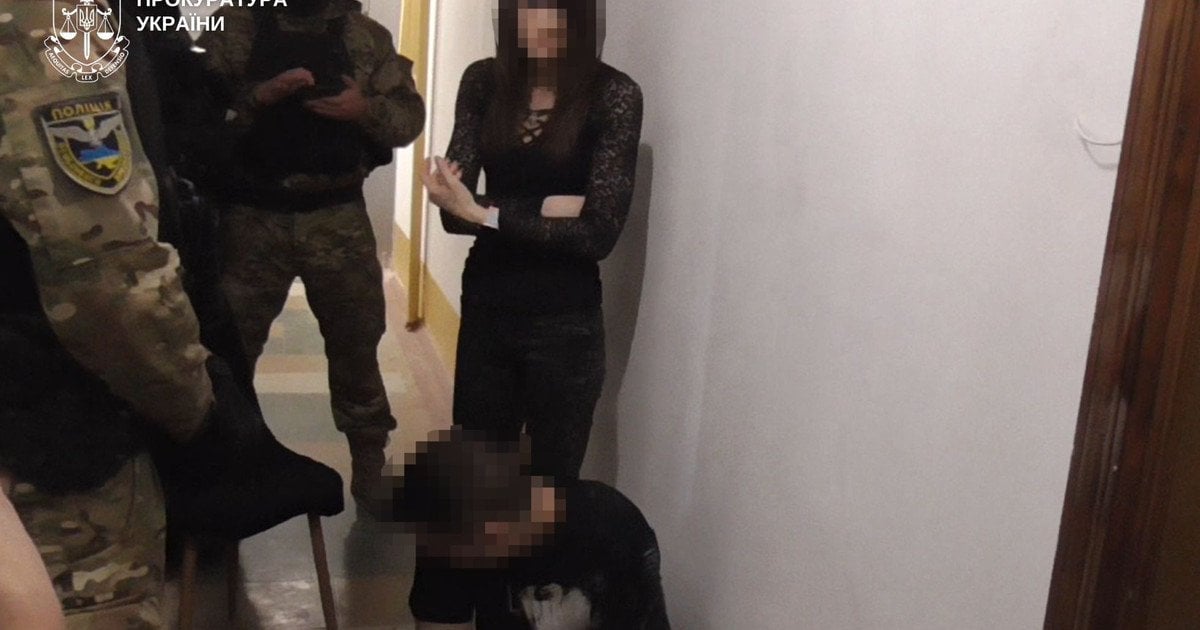 Розбещували доньку від 6 місяців: на Дніпропетровщині судитимуть батьків за знущання з дитини