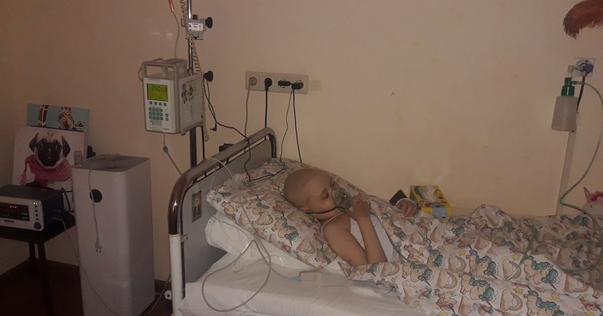 Рак крові уразив 9-річну Віку, і дівчинці потрібна допомога