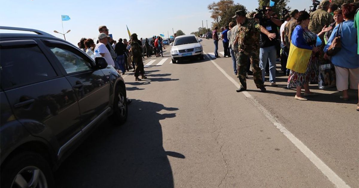 В Крыму стартовала бессрочная блокада полуострова. / © Громадське ТБ