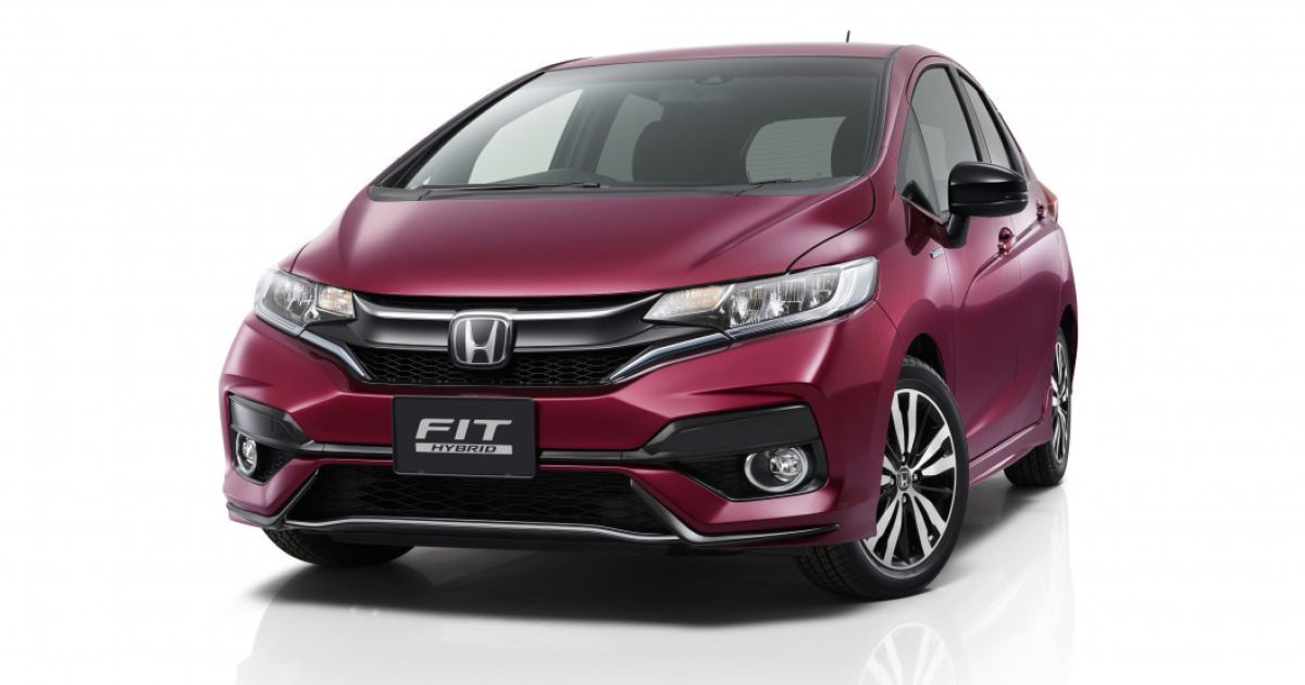 Honda представила рестайлинговый компактвэн Fit
