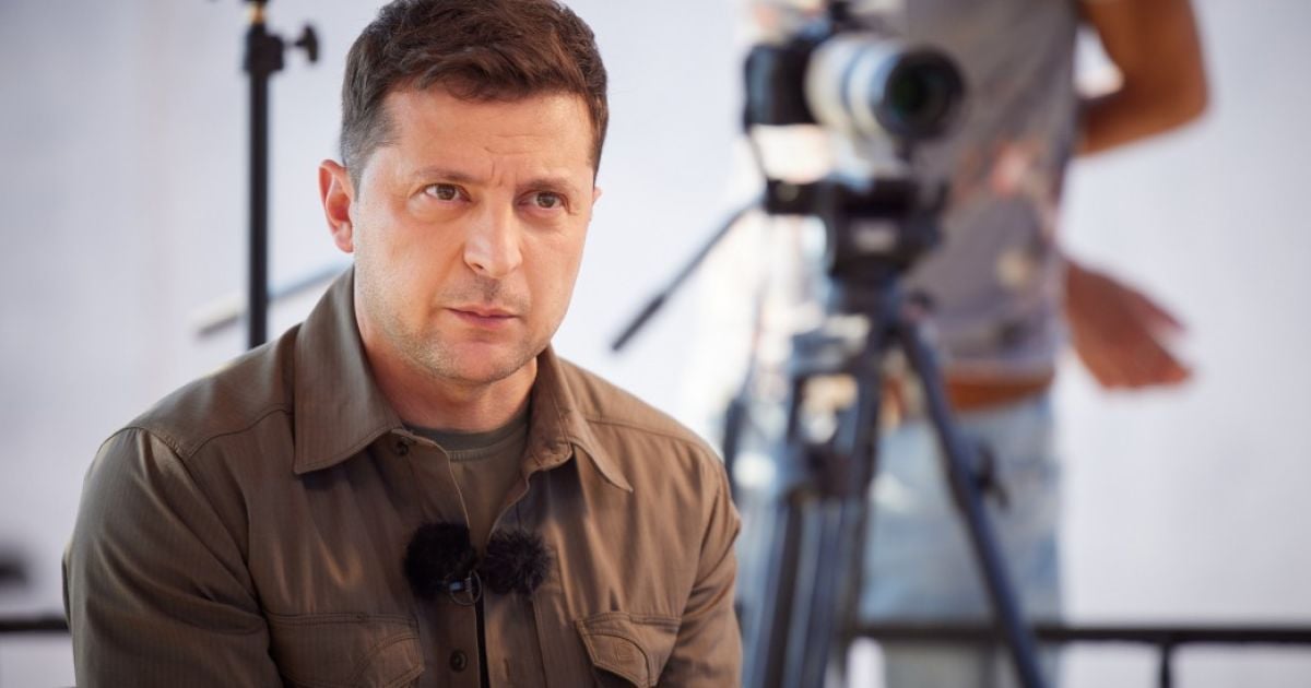 Зеленський: Поки що Крим виглядає, як "авіаносець РФ" зі щоденним збільшенням озброєння