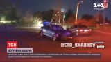 Тройная авария в Харькове: "Ауди" снесла металлическое ограждение, после чего врезалась в "ГАЗ" и "БМВ"