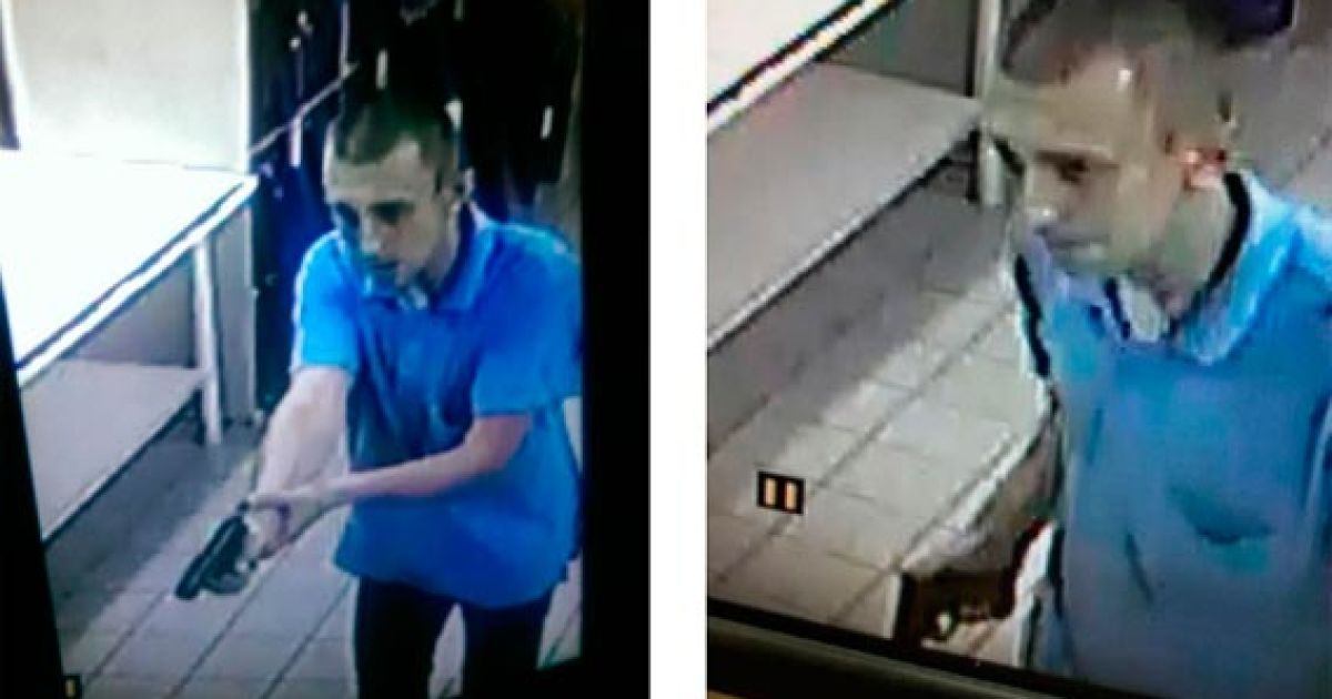 Военный патруль задержал его на улице г. Харькова