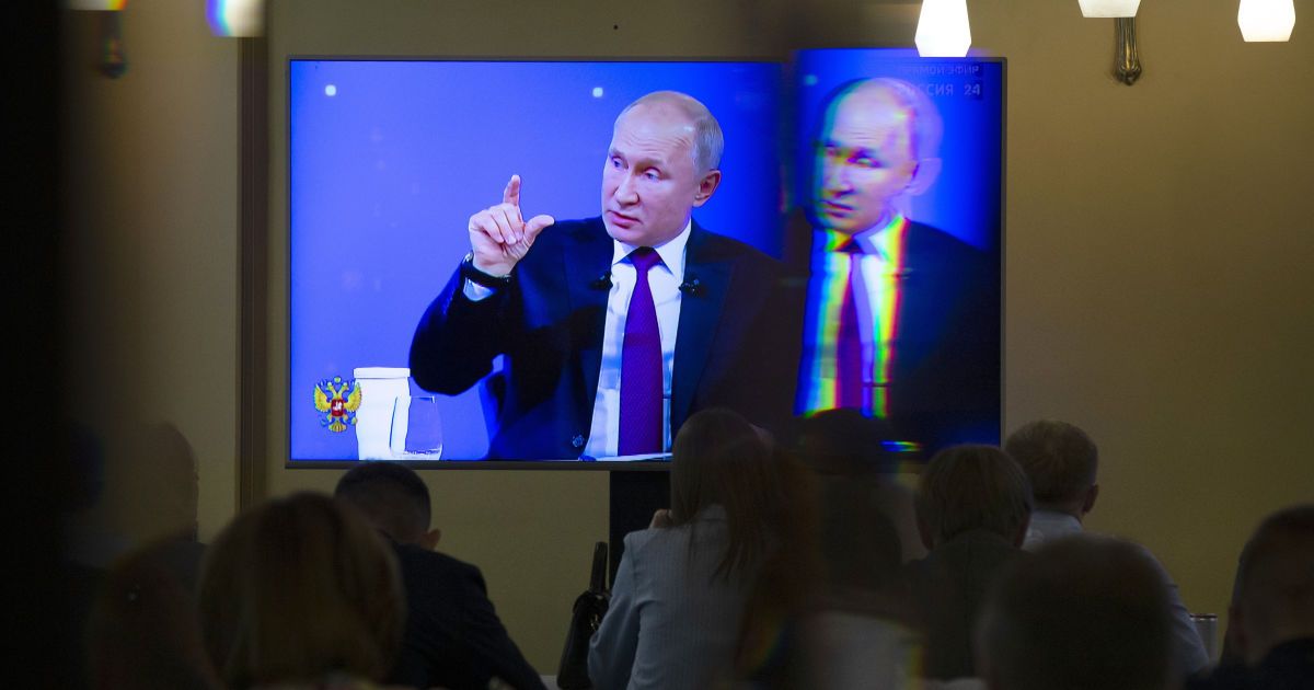 Путин продолжил контрсанкции до конца 2020 года