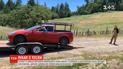 Блогерка зі Швеції створила з електрокара Tesla легкову вантажівку