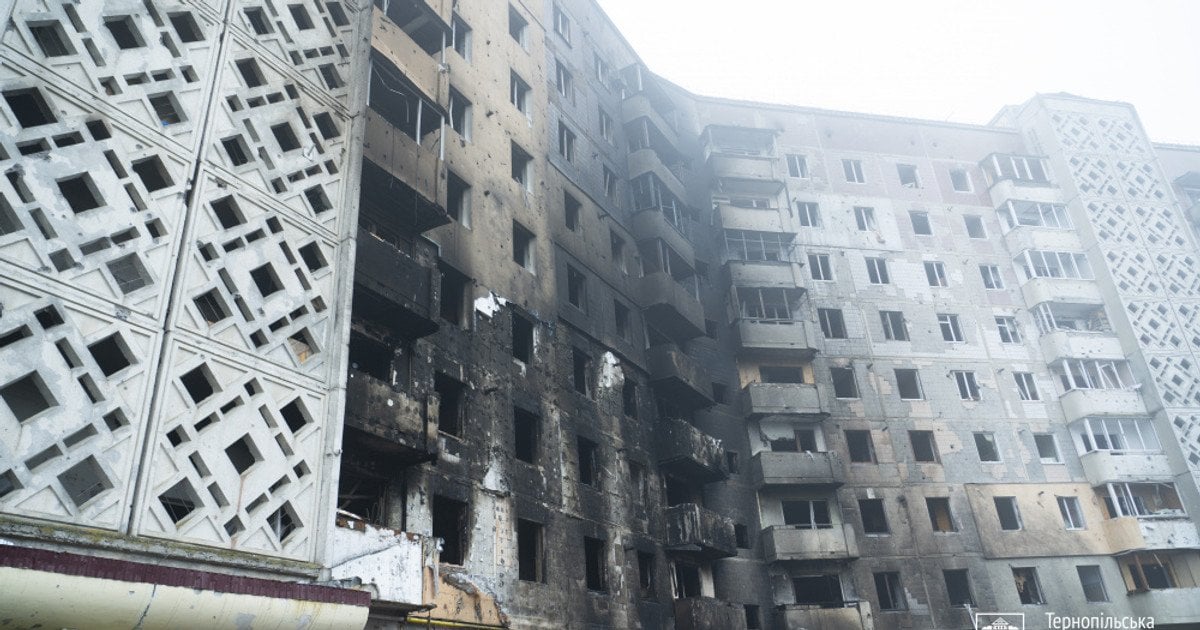 Наслідки російського удару по Тернополю