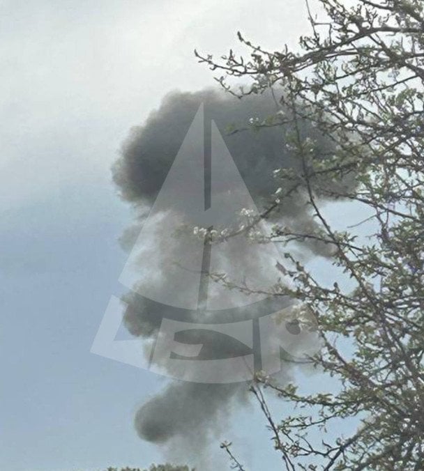 Дим у небі після вибухів у Запоріжжі 22 квітня / © із соцмереж