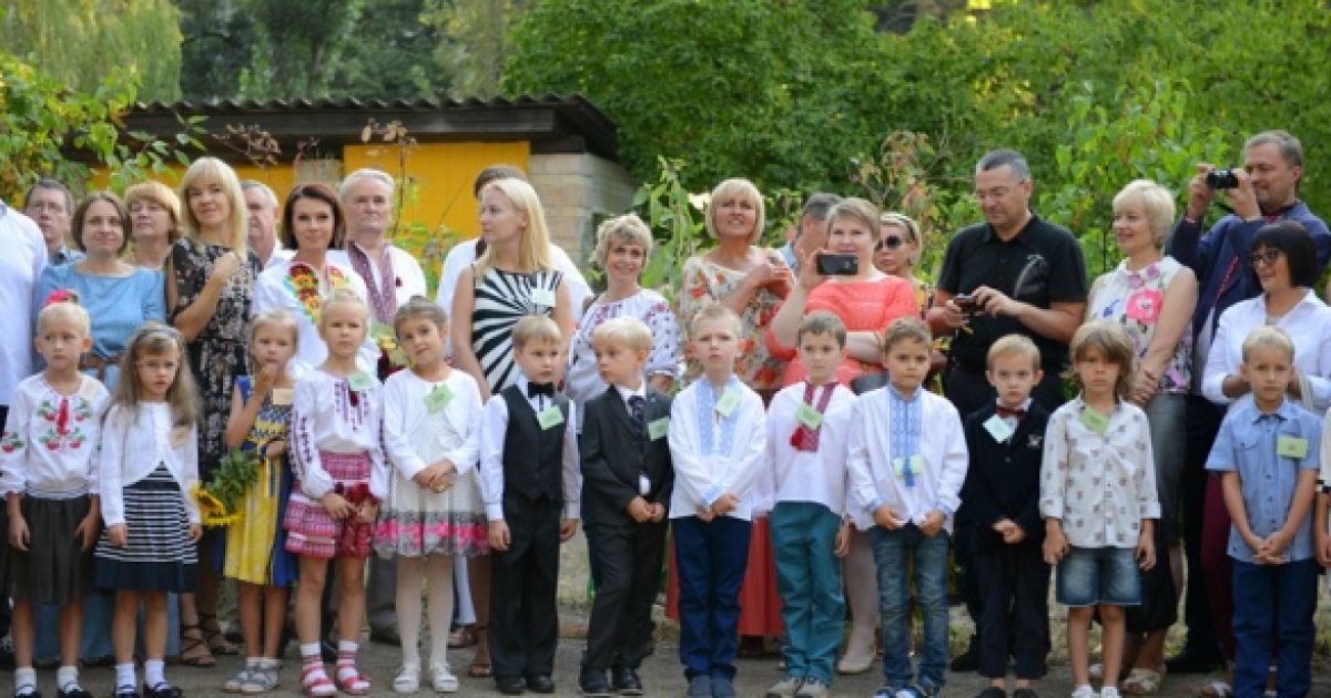 Алла Мазур рассказала о первых впечатлениях сына от школы / © пресс-служба канала "1+1"