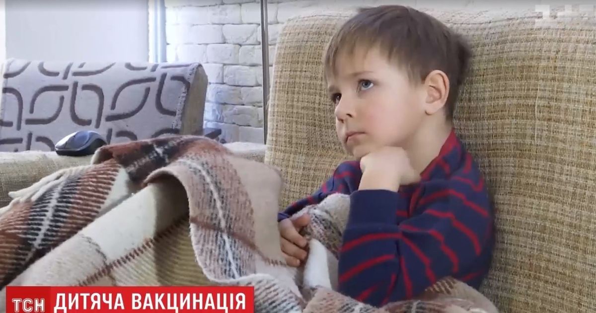 В Запорожье нескольких малышей "подкосила" индийская вакцина АКДС
