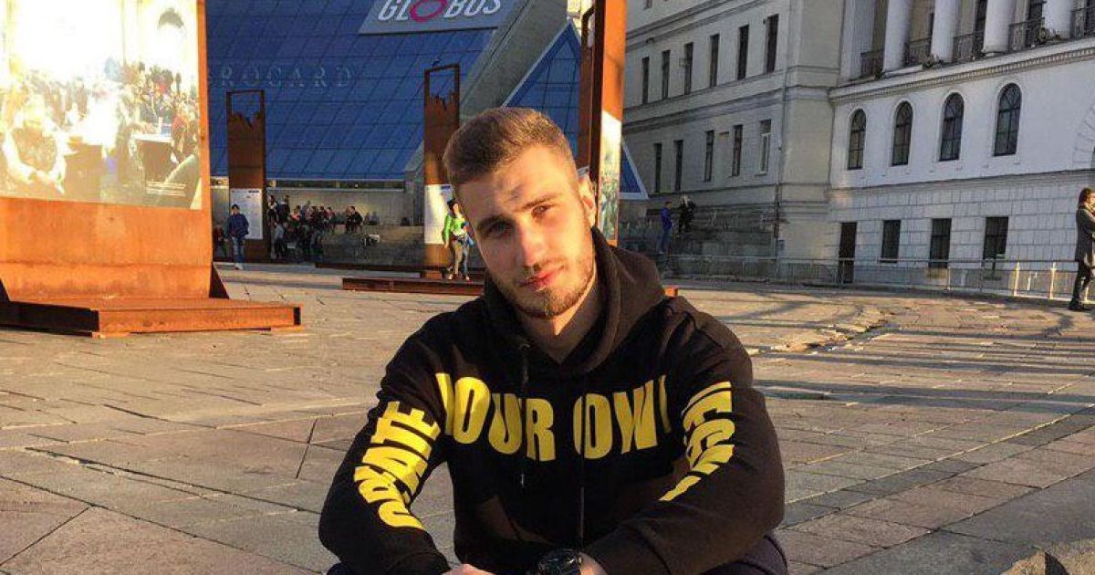 21-летний Олег может побороть свой недуг, но нужны средства