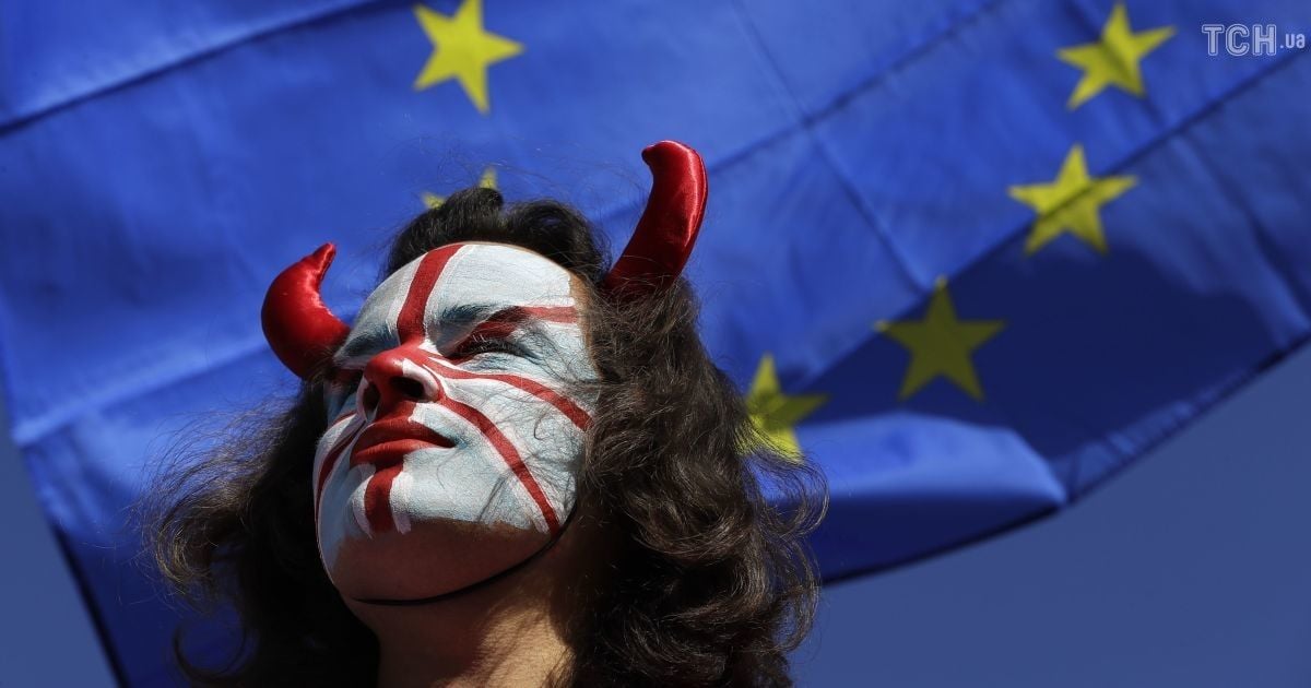 Евросоюз позволит отсрочить Brexit, если Джонсон направит запрос — The Guardian