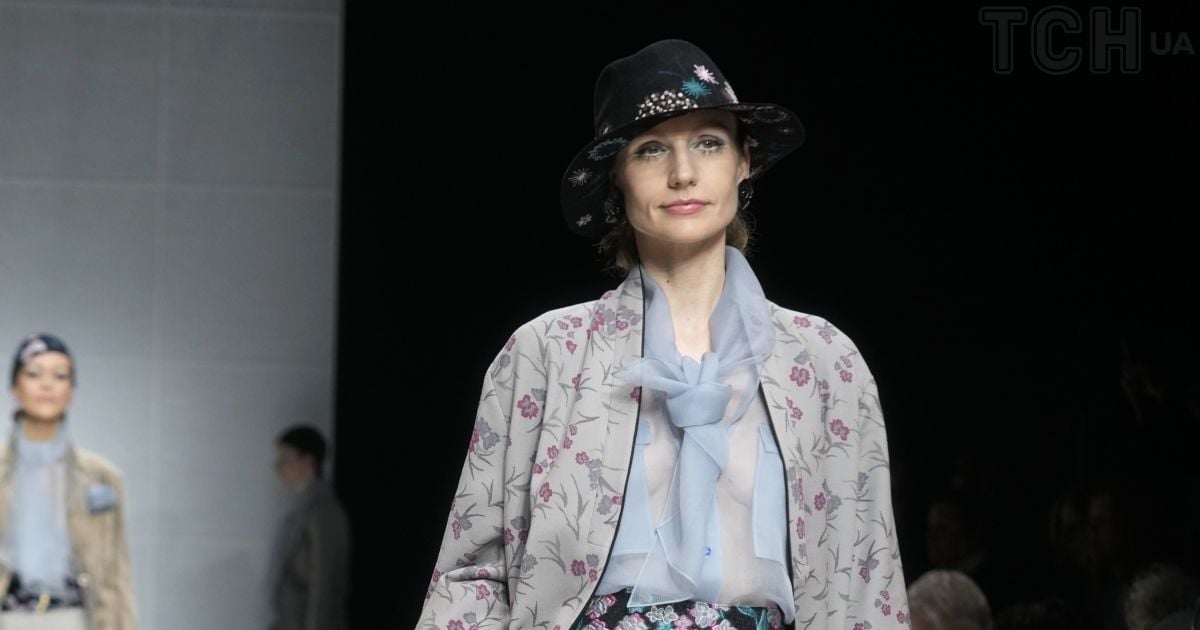 Показ коллекции осень-зима 2024-2025 бренда Giorgio Armani