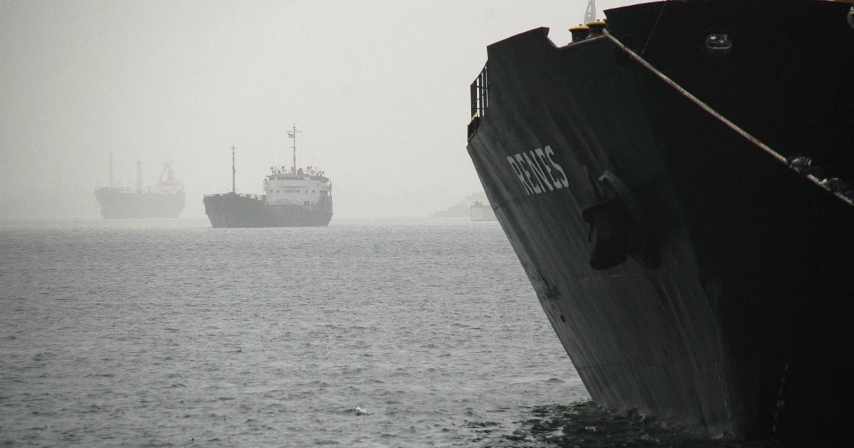 Після ракетної атаки РФ зупинилися практично 30 кораблів / фото ілюстративне