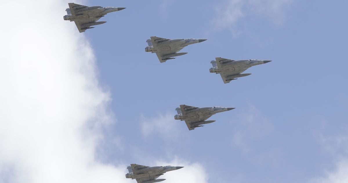 Французские истребители Mirage 2000